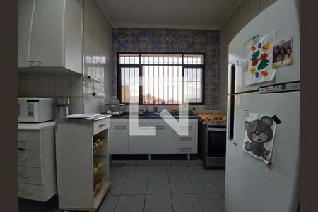 Casa à venda com 300m², 4 quartos e 6 vagas