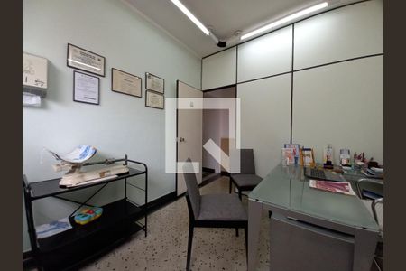 Casa à venda com 150m², 2 quartos e 1 vaga