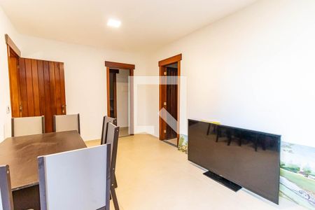 Casa à venda com 400m², 5 quartos e 2 vagas Casa à venda com 400m², 5 quartos e 2 vagasSala Andar Superior