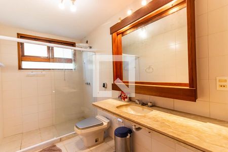 Casa à venda com 400m², 5 quartos e 2 vagas Casa à venda com 400m², 5 quartos e 2 vagasBanheiro Social Andar Superior
