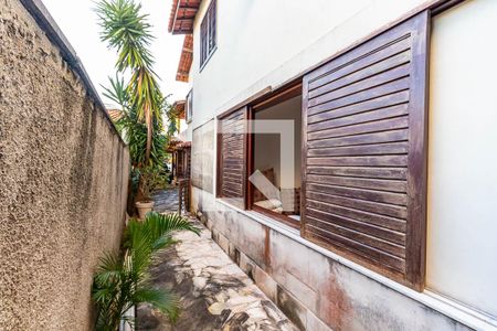 Casa à venda com 400m², 5 quartos e 2 vagas Casa à venda com 400m², 5 quartos e 2 vagasÁrea Externa