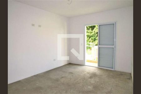 Casa à venda com 3 quartos, 200m² em Cambuci, São Paulo