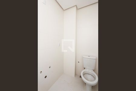 Banheiro de apartamento para alugar com 1 quarto, 53m² em Vila Ipiranga, Porto Alegre
