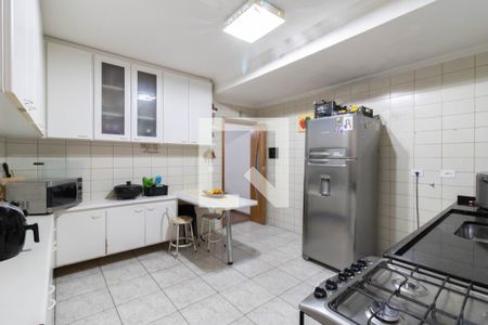 Casa à venda com 127m², 3 quartos e 2 vagas Casa à venda com 127m², 3 quartos e 2 vagasCozinha