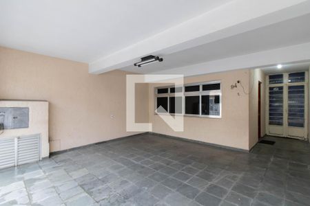 Casa à venda com 127m², 3 quartos e 2 vagas Casa à venda com 127m², 3 quartos e 2 vagasGaragem