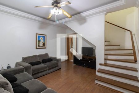 Casa à venda com 127m², 3 quartos e 2 vagas Casa à venda com 127m², 3 quartos e 2 vagasSala