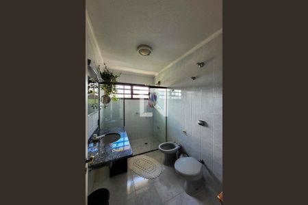 Casa à venda com 262m², 4 quartos e 2 vagasBanheiro Quarto 3 - Suíte