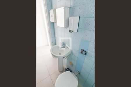 Casa para alugar com 70m², 1 quarto e 1 vaga Casa para alugar com 70m², 1 quarto e 1 vagaBanheiro