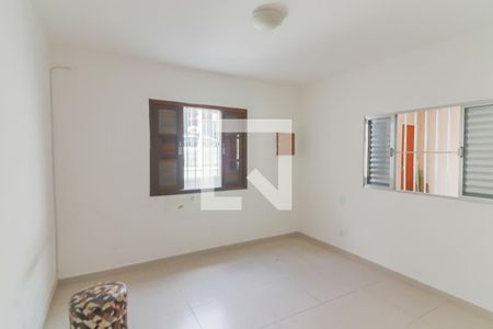 Quarto de casa para alugar com 1 quarto, 70m² em Jardim das Esmeraldas, São Paulo