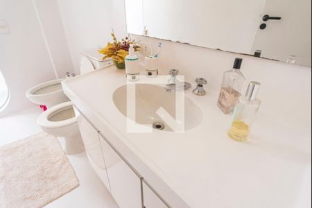 Apartamento para alugar com 118m², 3 quartos e 1 vaga Apartamento para alugar com 118m², 3 quartos e 1 vagaPia