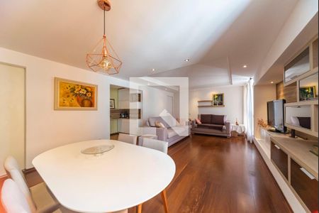 Apartamento para alugar com 118m², 3 quartos e 1 vaga Apartamento para alugar com 118m², 3 quartos e 1 vagaSala