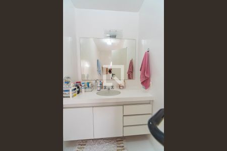 Apartamento para alugar com 118m², 3 quartos e 1 vaga Apartamento para alugar com 118m², 3 quartos e 1 vagaPia