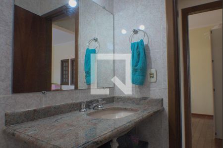 Casa à venda com 140m², 3 quartos e 1 vaga Casa à venda com 140m², 3 quartos e 1 vagaBanheiro 2 andar