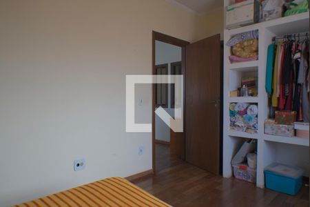 Casa à venda com 140m², 3 quartos e 1 vaga Casa à venda com 140m², 3 quartos e 1 vagaSuíte