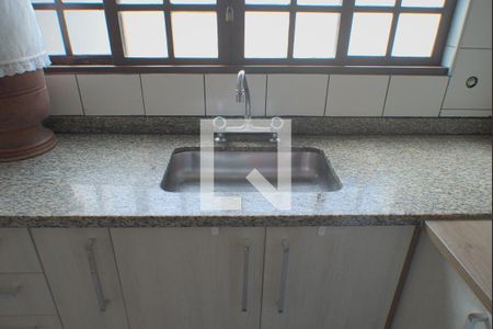 Casa à venda com 140m², 3 quartos e 1 vaga Casa à venda com 140m², 3 quartos e 1 vagaCozinha