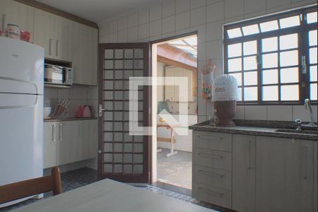 Casa à venda com 140m², 3 quartos e 1 vaga Casa à venda com 140m², 3 quartos e 1 vagaCozinha