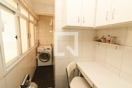 Apartamento à venda com 59m², 1 quarto e sem vaga Apartamento à venda com 59m², 1 quarto e sem vagaCozinha e Área de Serviço
