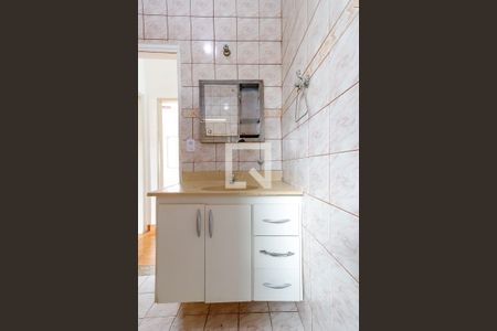 Casa para alugar com 100m², 2 quartos e 1 vagaBanheiro 1