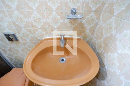 Casa para alugar com 100m², 2 quartos e 1 vagaBanheiro 2