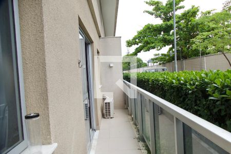 Varanda  de apartamento para alugar com 2 quartos, 67m² em Barra da Tijuca, Rio de Janeiro