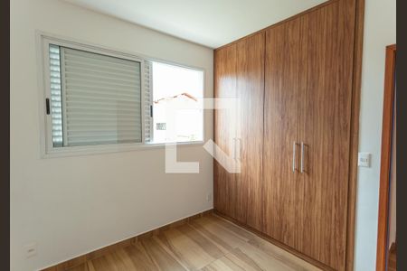 Apartamento para alugar com 181m², 3 quartos e 2 vagasQuarto 2