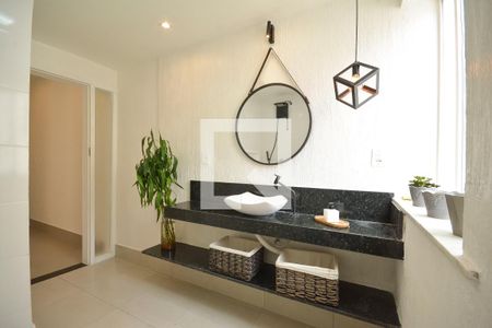 Apartamento à venda com 110m², 3 quartos e sem vagaBanheiro