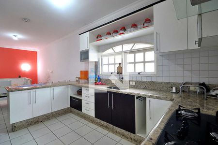 Casa para alugar com 387m², 3 quartos e 1 vagaCozinha