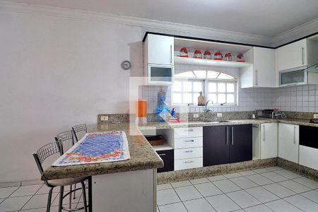 Casa para alugar com 387m², 3 quartos e 1 vagaCozinha