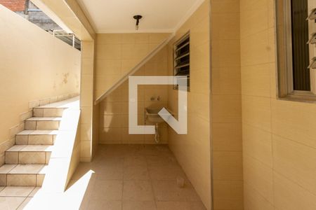 Casa para alugar com 140m², 2 quartos e 1 vagaÁrea de Serviço