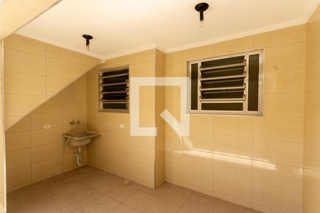 Casa para alugar com 140m², 2 quartos e 1 vagaÁrea de Serviço