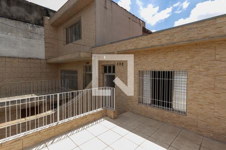 Casa para alugar com 140m², 2 quartos e 1 vagaterraço