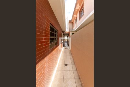 Casa para alugar com 140m², 2 quartos e 1 vagacorredor