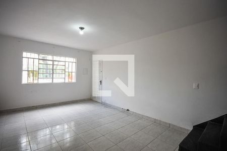 Sala de casa para alugar com 3 quartos, 100m² em Jardim Vazani, São Paulo