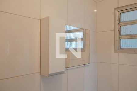 Casa à venda com 110m², 3 quartos e 1 vaga Casa à venda com 110m², 3 quartos e 1 vagaBanheiro 2