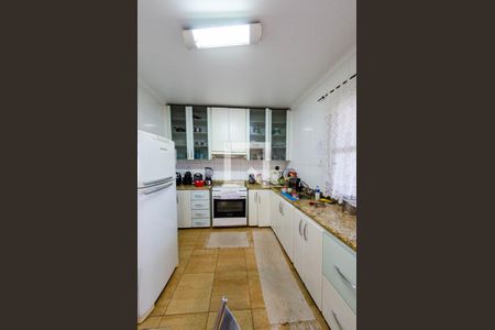 Casa para alugar com 300m², 4 quartos e 4 vagas Casa para alugar com 300m², 4 quartos e 4 vagasCozinha