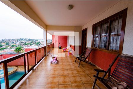 Casa para alugar com 300m², 4 quartos e 4 vagas Casa para alugar com 300m², 4 quartos e 4 vagasÁrea