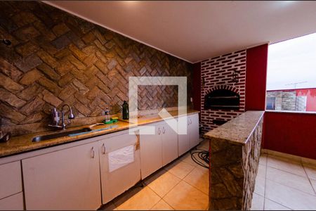 Casa para alugar com 300m², 4 quartos e 4 vagas Casa para alugar com 300m², 4 quartos e 4 vagasSalão