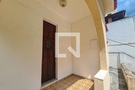 Casa à venda com 218m², 2 quartos e 1 vagaEntrada