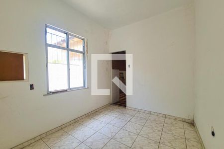 Casa à venda com 218m², 2 quartos e 1 vagaQuarto de Serviço