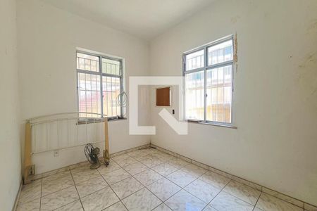 Casa à venda com 218m², 2 quartos e 1 vagaQuarto de Serviço