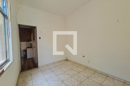 Casa à venda com 218m², 2 quartos e 1 vagaQuarto de Serviço