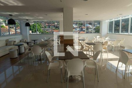 Apartamento para alugar com 65m², 2 quartos e 1 vagaÁrea comum - Salão de festas