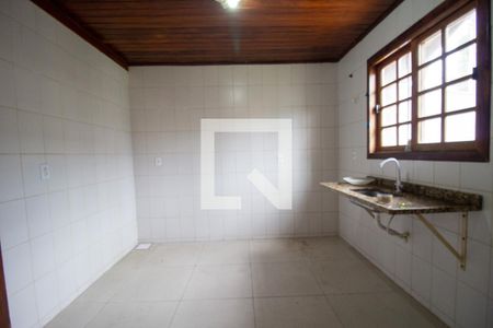 Casa de condomínio à venda com 70m², 2 quartos e 2 vagasCozinha