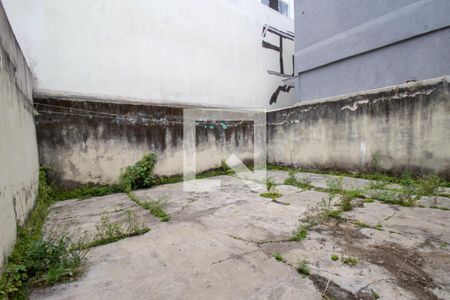 Casa de condomínio à venda com 70m², 2 quartos e 2 vagasQuintal dos Fundos