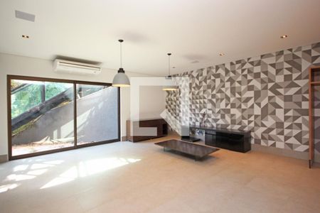 Casa à venda com 5 quartos, 1200m² em Vale dos Cristais, Nova Lima