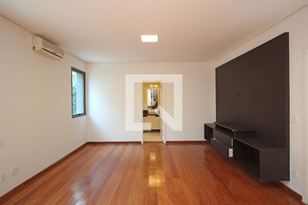 Casa à venda com 5 quartos, 1200m² em Vale dos Cristais, Nova Lima