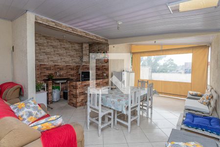 Casa à venda com 550m², 6 quartos e 2 vagas Casa à venda com 550m², 6 quartos e 2 vagasÁrea de lazer