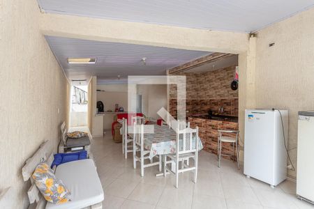 Casa à venda com 550m², 6 quartos e 2 vagas Casa à venda com 550m², 6 quartos e 2 vagasÁrea de lazer