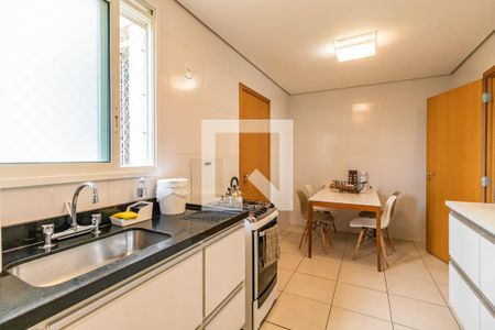 Cozinha de apartamento para alugar com 3 quartos, 123m² em Tamboré, Santana de Parnaíba
