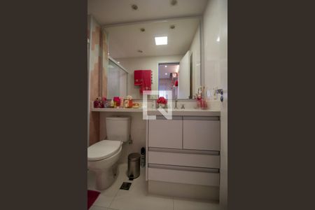 Apartamento à venda com 106m², 3 quartos e 2 vagasBanheiro da Suíte 3